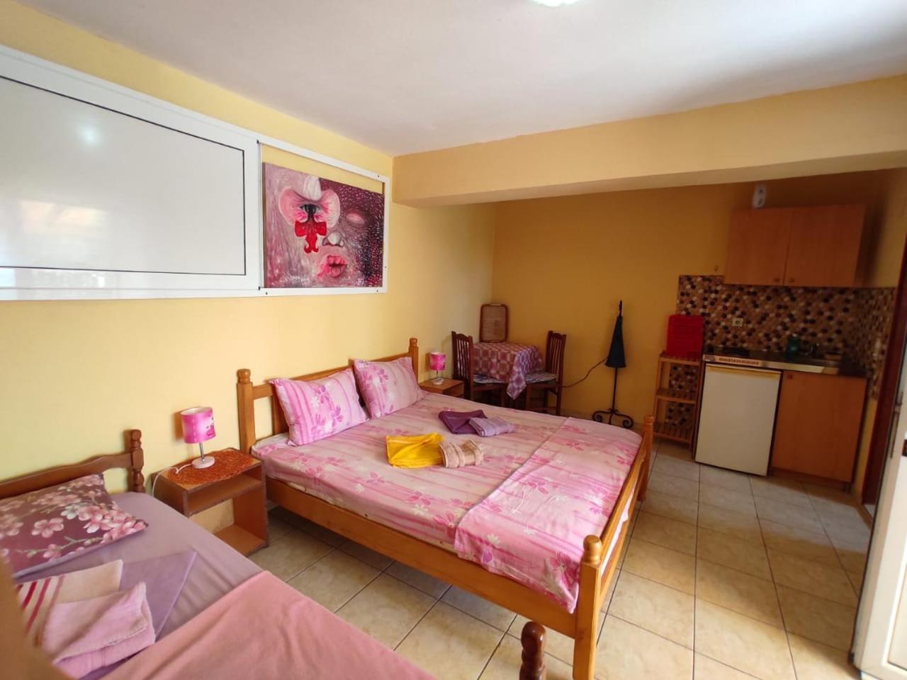 Apartments Baja Ulcinj Rum bild